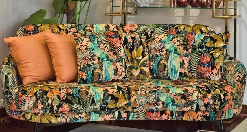 Atlantis Sofa 01