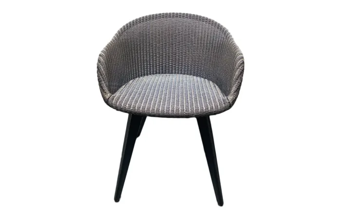 Avril dining chair 1
