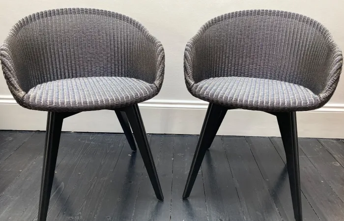 Avril dining chair black base ls4