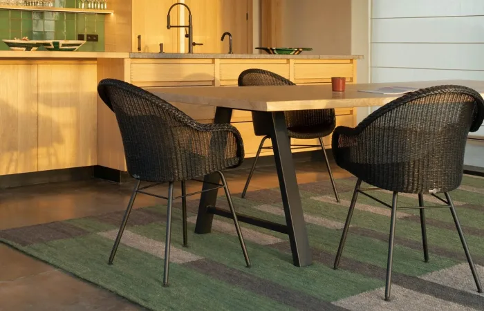 Avril hb dining chair steel a base ls 4
