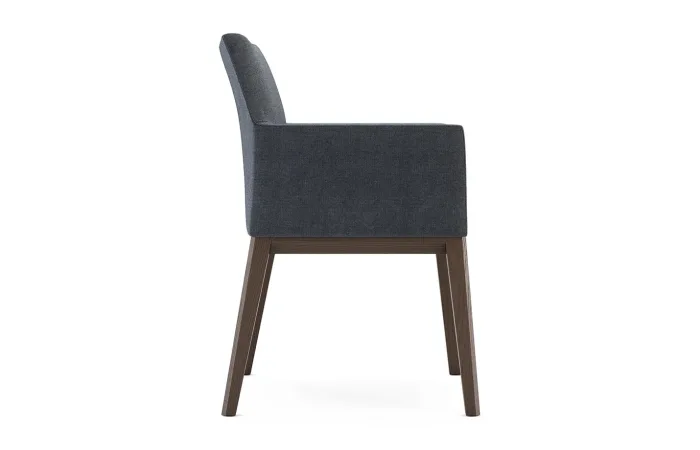 Carter arnchair 3