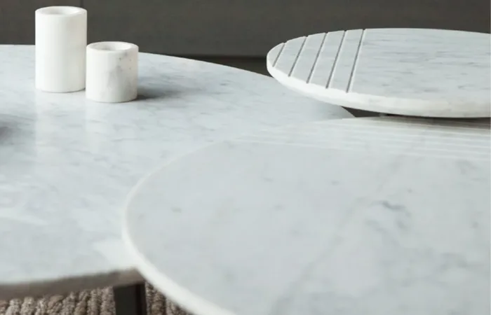Groove table carrara marble