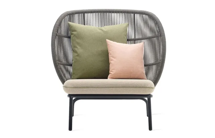 Kodo cocoon high back Lounge chair outdoor 02
