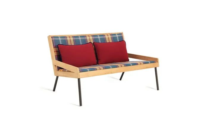 Allaperto MoutainTartan sofa2