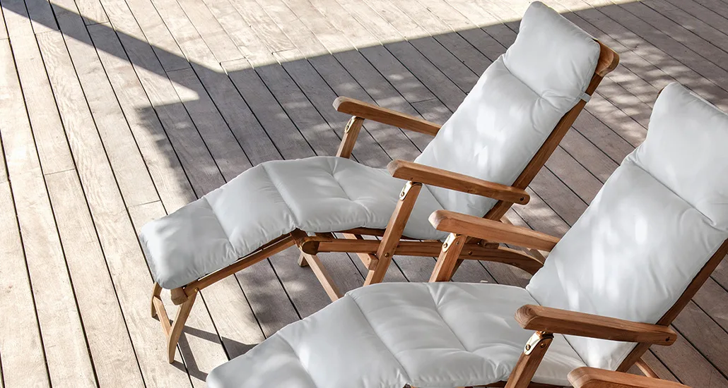 Cruise chaise lounge by Ethimo is a contemporary outdoor chaise lounge made of teak wood and comes with acrylic cushion, and is suitable for hospitality and contract requirements