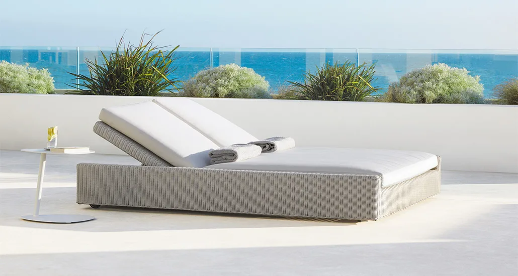 cube double sunbed is a contemporary adjustable outdoor sunbed made of etwick fibre suitable for hospitality and contract projects