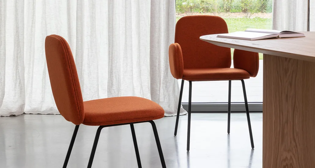 Leda is a contemporary upholstered minimalist dining chair suitable for office, hospitality and retails projects
