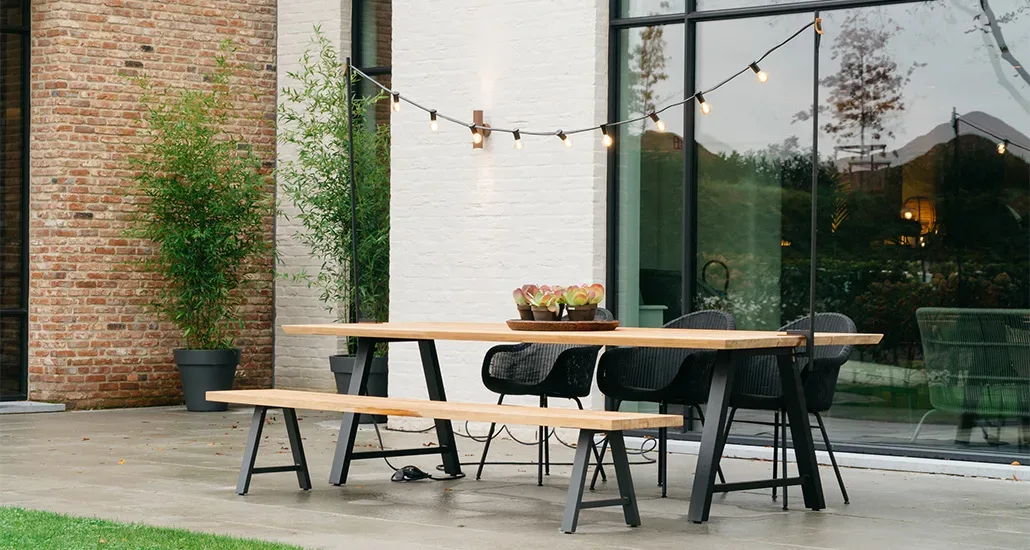matteo dining table is a contemporary outdoor dining table with llyod loom wound on aluminium structure and is suitable for contract and hospitality projects