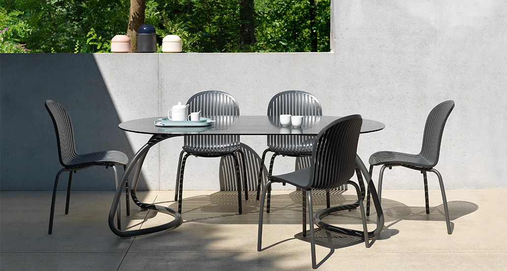 ninfea dinner dining chair is a contemporary outdoor dining chair made of fibreglass resin suitable for hospitality and contract spaces