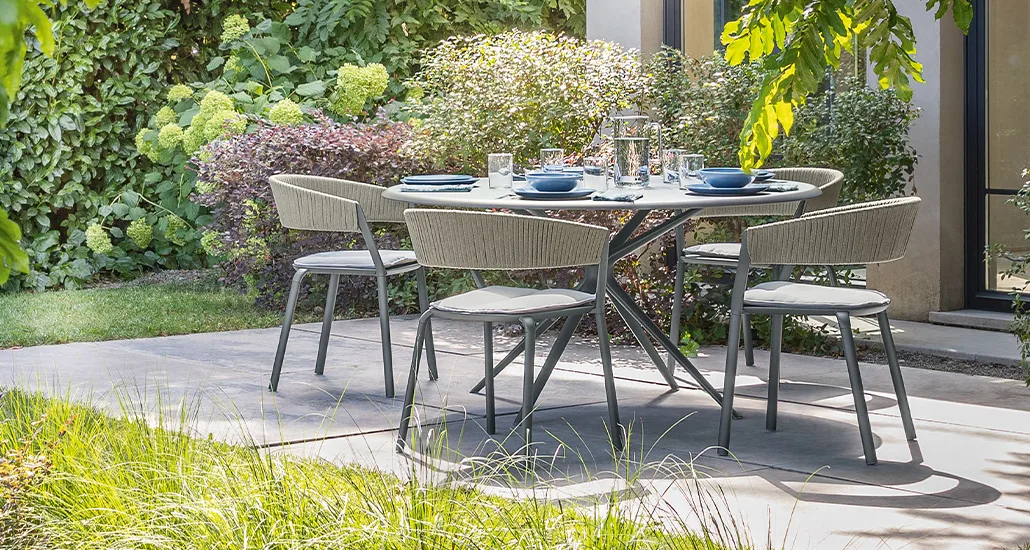 Ria dining chair is a contemporary aluminum outdoor chair with rope woven on aluminum frame backrest . Ria is suitable for hospitality and contract projects/