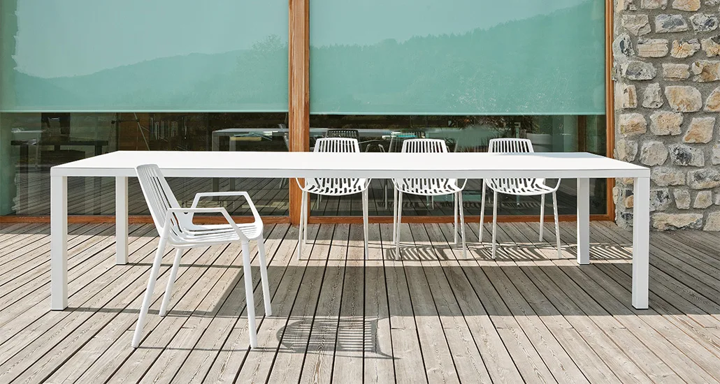 Rion armchair is a contemporary outdoor chair with aluminium structure and is suitable for hospitality and contract projects