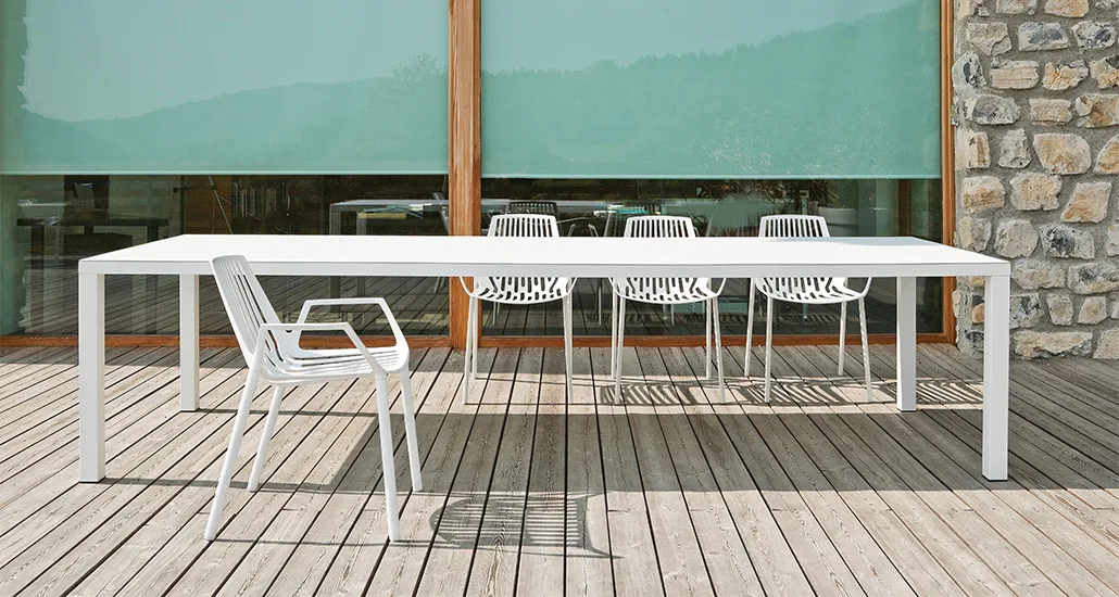 rion armchair is a contemporary outdoor chair with aluminium structure and is suitable for hospitality and contract projects