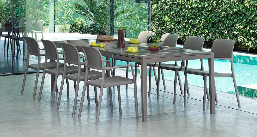 Riva Dining Chair by Nardi is a contemporary outdoor chair made of fibreglass suitable for hospitality and contract projects. The Riva Dining chair is stackable and ergonomic and suitable for indoor use also.