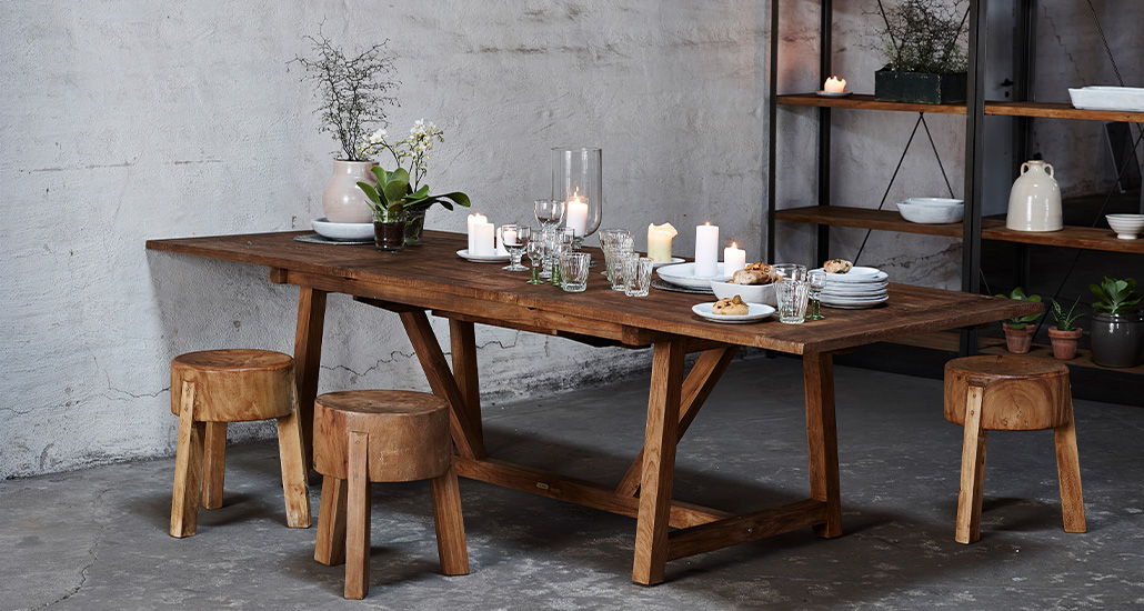 Roger Stool contemporary and sustainable, and can be used as a accent piece to elevate our interiors as well as outdoors