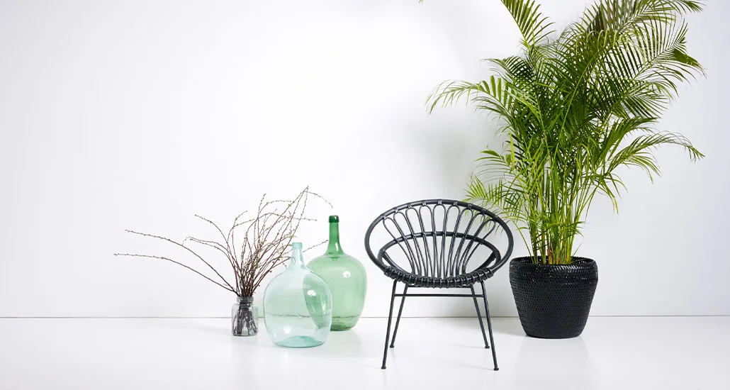 Roxanne Lazy Chair is a contemporary outdoor chair with aluminium, steel and wicker frame and is suitable for hospitality and contract projects