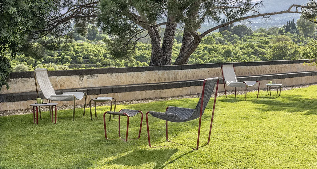 Sling Armchair is a contemporary outdoor chair with steel structure and fabric seat and is suitable for residential, contract and hospitality projects