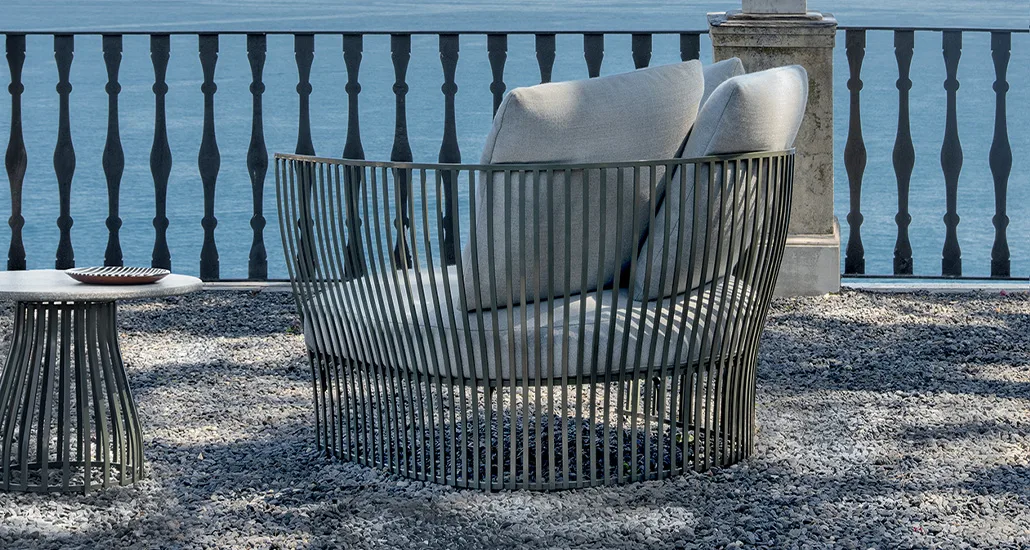 Venexia Lounge Armchair is a contemporary outdoor lounge armchair with aluminium body and suitable for hospitality and contract projects.