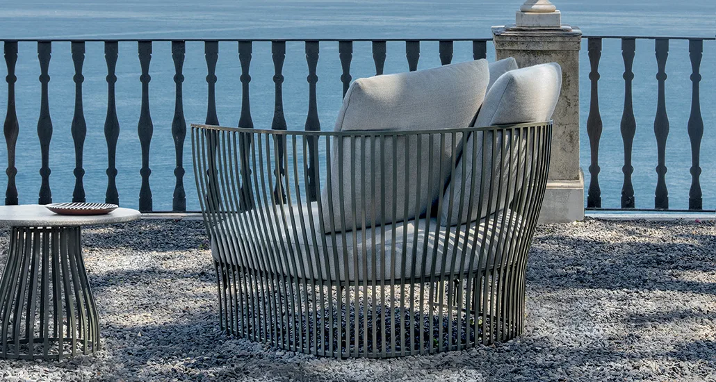 Venexia Lounge Armchair is a contemporary lounge armchair with aluminium structure and is suitable for hospitality projects. Venexia is an outdoor chair.