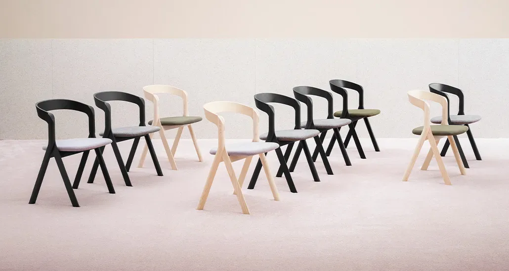 diverge chair is a contemporary dining chair with ash wood structure and suitable for hospitality and contract projects.