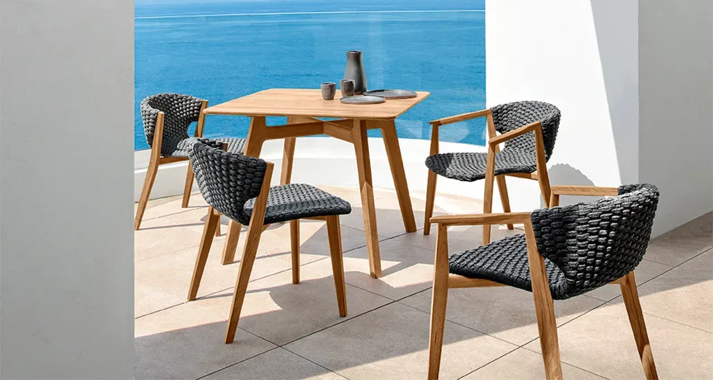 Knit Square Table is a contemporary outdoor dining table with teak frame and is suitable for contract and hospitality projects.