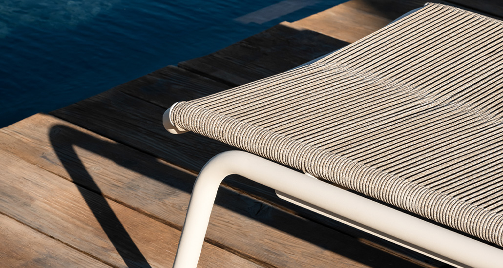 Kodo sunlounger is a contemporary outdoor sunlounger with rope and aluminium frame is suitable for hospitality and contract projects.