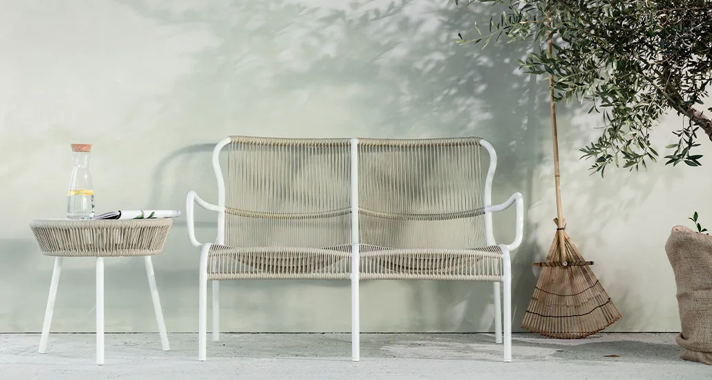 loop sofa is a contemporary outdoor lounge sofa with rope seat and aluminium frame suitable for hospitality and contract projects