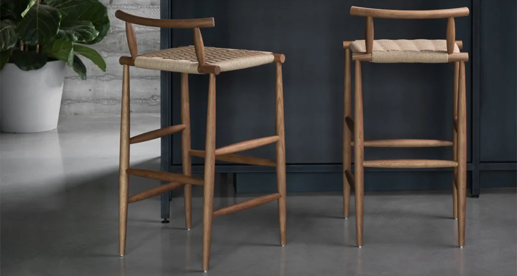 Pelleossa bar stool is a contemporary bar stool with oak and walnut with leather seat and hospitality and contract projects.