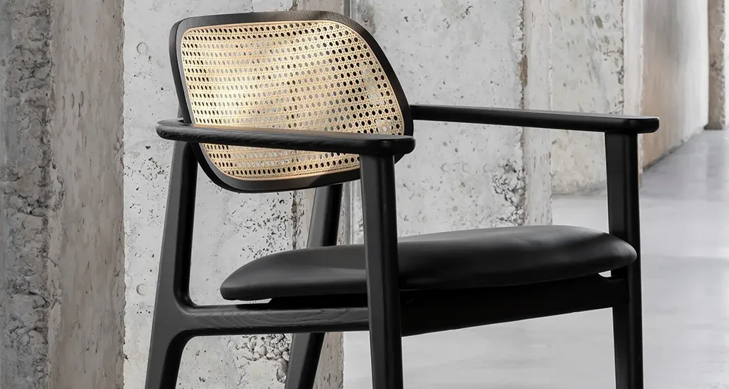 Titus lounge chair is a contemporary lounge chair with oak structure and is suitable for contract and hospitality projects.