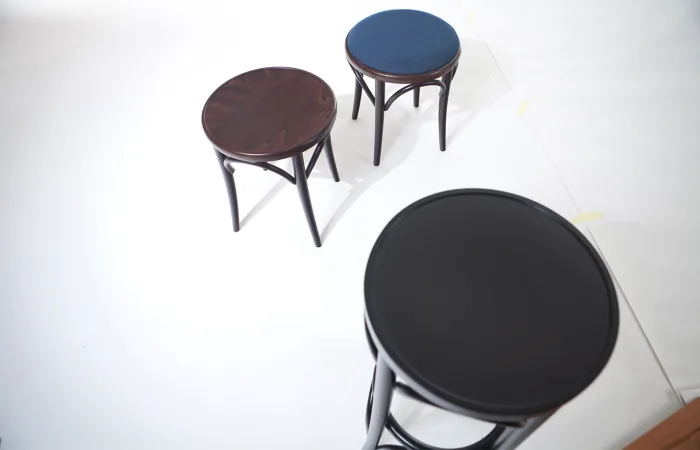 60 stool with seat upholstery ls