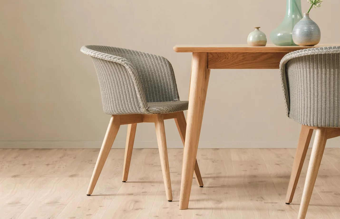 jules dining chair with oak base ls