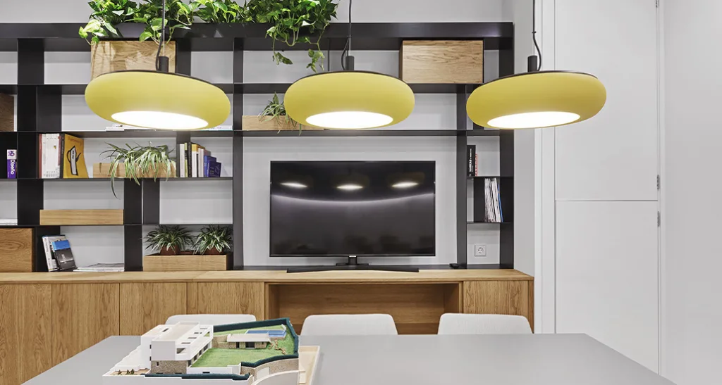 Emma suspension lamp is a contemporary LED suspension lamp with metal structure and is suitable for hospitality, contract and residential projects